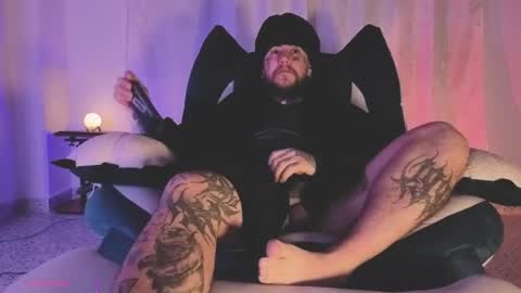 Oliver online show from April 3, 2:19 am