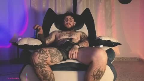 Oliver online show from April 14, 3:50 am