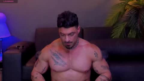 dennis_cox_ online show from November 7, 5:44 am