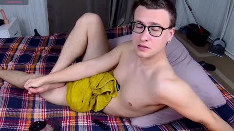 Dennis online show from April 10, 9:22 pm