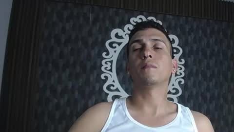 Dereck online show from June 14, 3:08 am