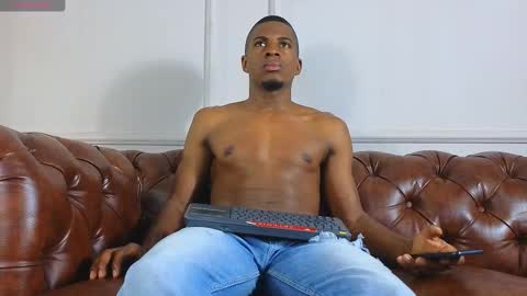 Snapshot of dereckwolf_ chatting on October 16, 12:02 pm dereckwolf_ online show from October 16, 12:02 pm