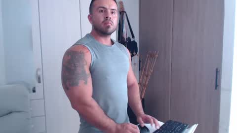 Derek online show from July 8, 1:48 pm