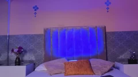 derek_sinn online show from February 21, 9:16 pm