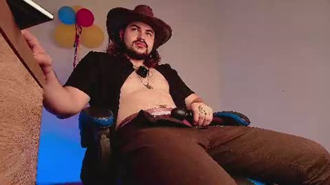 Derek online show from July 9, 11:52 pm
