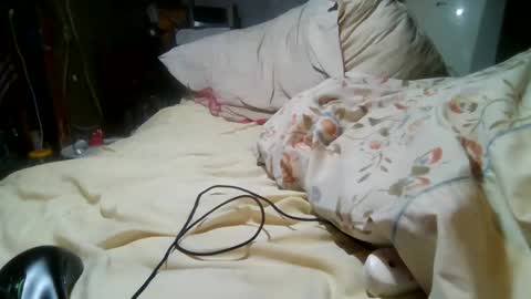 derick1961 online show from April 25, 9:12 am