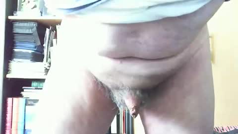 Snapshot of derkleineliebling chatting on February 25, 2:33 pm derkleineliebling online show from February 25, 2:33 pm