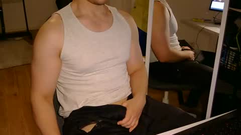 dermeister91 online show from July 6, 9:37 pm