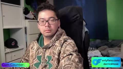 Derrick Hose online show from November 5, 3:58 pm