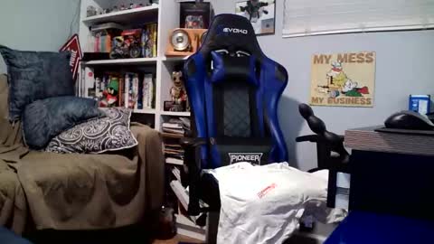 D K online show from October 23, 1:09 am