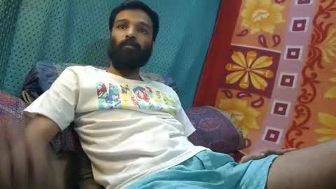 desi_boy799417 online show from April 23, 9:36 am
