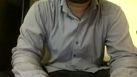 desiguylund online show from June 30, 6:53 pm