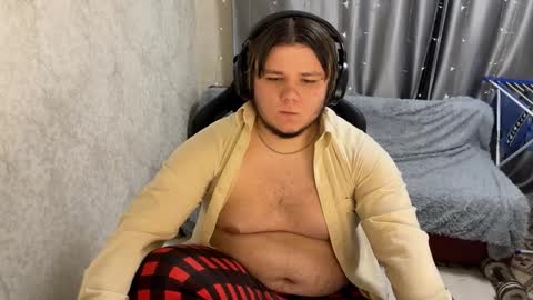 Snapshot of desiredude9 chatting on September 9, 6:51 pm desiredude9 online show from September 9, 6:51 pm