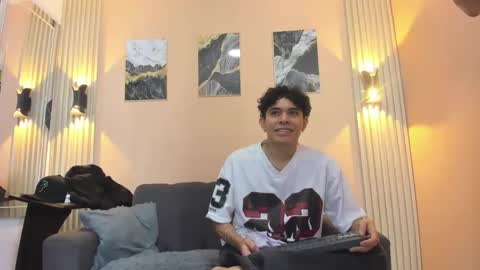 desiresofolympus_ online show from April 23, 8:55 pm