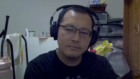 Snapshot of destroy1984 chatting on December 8, 12:19 pm Destroy November 1984 online show from December 8, 12:19 pm