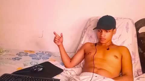 deus_steim online show from November 11, 5:01 am