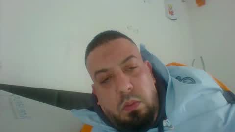 Snapshot of devil_angel66 chatting on February 15, 4:23 pm devil_angel66 online show from February 15, 4:23 pm