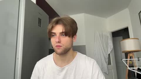 devilnut1 online show from February 6, 8:50 am