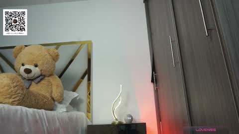 Devin Hunter online show from November 29, 12:45 am