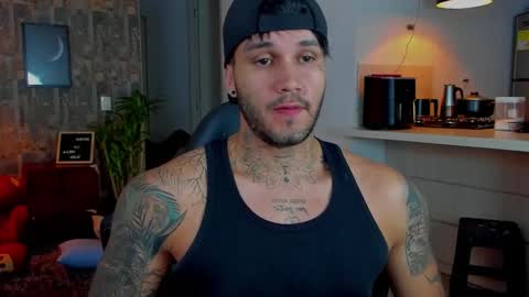 JULIAN online show from December 15, 1:02 am