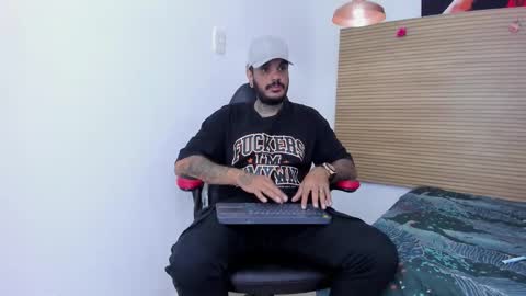 dhaian online show from November 8, 10:02 pm