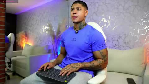 Diego online show from March 22, 11:32 pm