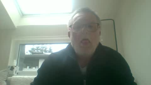 dial76 online show from February 10, 2:26 pm