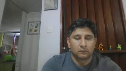 dickeduardo online show from April 22, 3:02 am