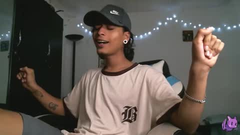 dickie_dicking online show from March 13, 8:15 pm