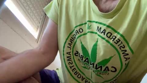 Im Julian  all cum shot videos here    online show from January 8, 9:25 am