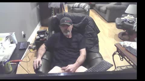 Snapshot of dickrb1984 chatting on February 13, 12:21 pm dickrb1984 online show from February 13, 12:21 pm