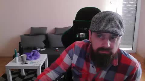 Snapshot of dickstaza chatting on March 12, 9:44 am dickstaza online show from March 12, 9:44 am