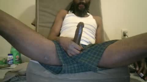 Snapshot of dicktracey007 chatting on December 5, 3:48 am dicktracey007 online show from December 5, 3:48 am