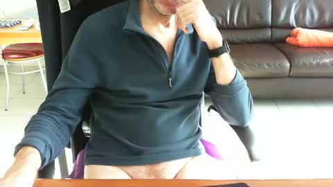 didonc from france..... online show from March 1, 8:47 am