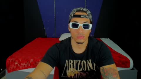 Snapshot of diego__cruz chatting on December 9, 2:13 am Diego online show from December 9, 2:13 am