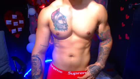 Snapshot of diego__cruz chatting on February 14, 1:40 pm Diego online show from February 14, 1:40 pm