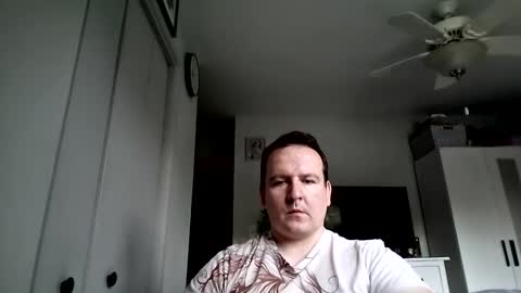 Snapshot of diego_condesso chatting on October 18, 5:18 pm Andy Brownhill online show from October 18, 5:18 pm