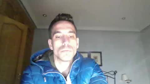Snapshot of dieguito124 chatting on February 14, 7:12 pm dieguito124 online show from February 14, 7:12 pm
