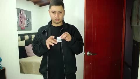 diiego_xxx online show from January 12, 4:18 pm