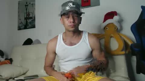 dilanxxx8888 online show from December 18, 4:52 am