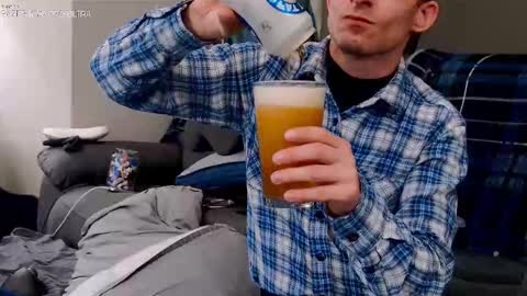 Dilldough405 online show from October 27, 1:41 am