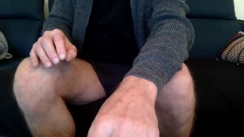 Snapshot of dinnerout1111 chatting on December 13, 9:58 am dinnerout1111 online show from December 13, 9:58 am