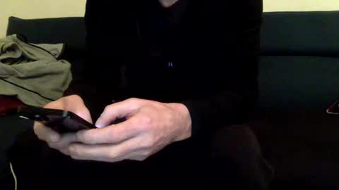 Snapshot of dinnerout1111 chatting on December 7, 11:45 pm dinnerout1111 online show from December 7, 11:45 pm