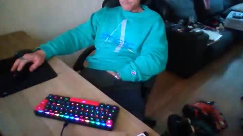 dirkdigglerofficial online show from March 30, 6:03 am