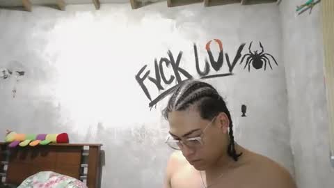 dirty model online show from March 18, 4:26 am