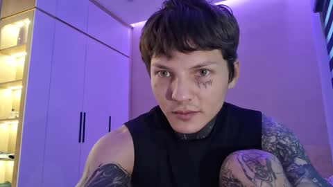 dirtymercedes online show from June 3, 9:33 am