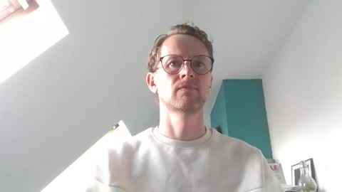 discovery_99 online show from September 9, 1:54 pm