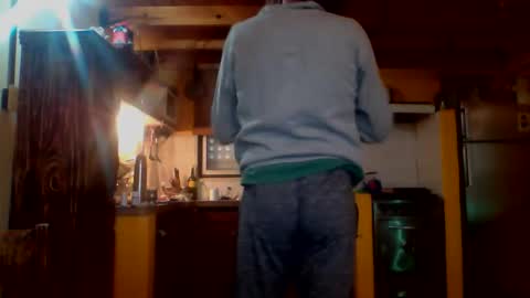 discretopasivo online show from April 5, 6:04 pm