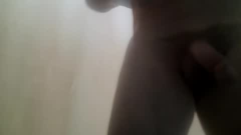 Snapshot of dizz48 chatting on February 15, 12:38 am dizz online show from February 15, 12:38 am