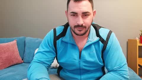 STR8 BOYv online show from December 25, 11:11 am